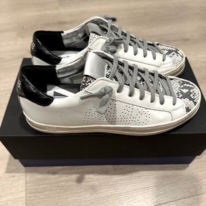 P448 white with Snake skin - new in box fashion tennis shoes. Size 10 (40)
